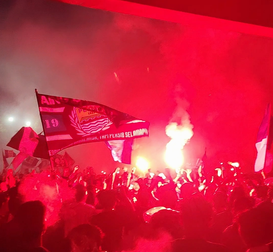 Bobotoh Kuningan Meriahkan Kemenangan Persib Juara B2B