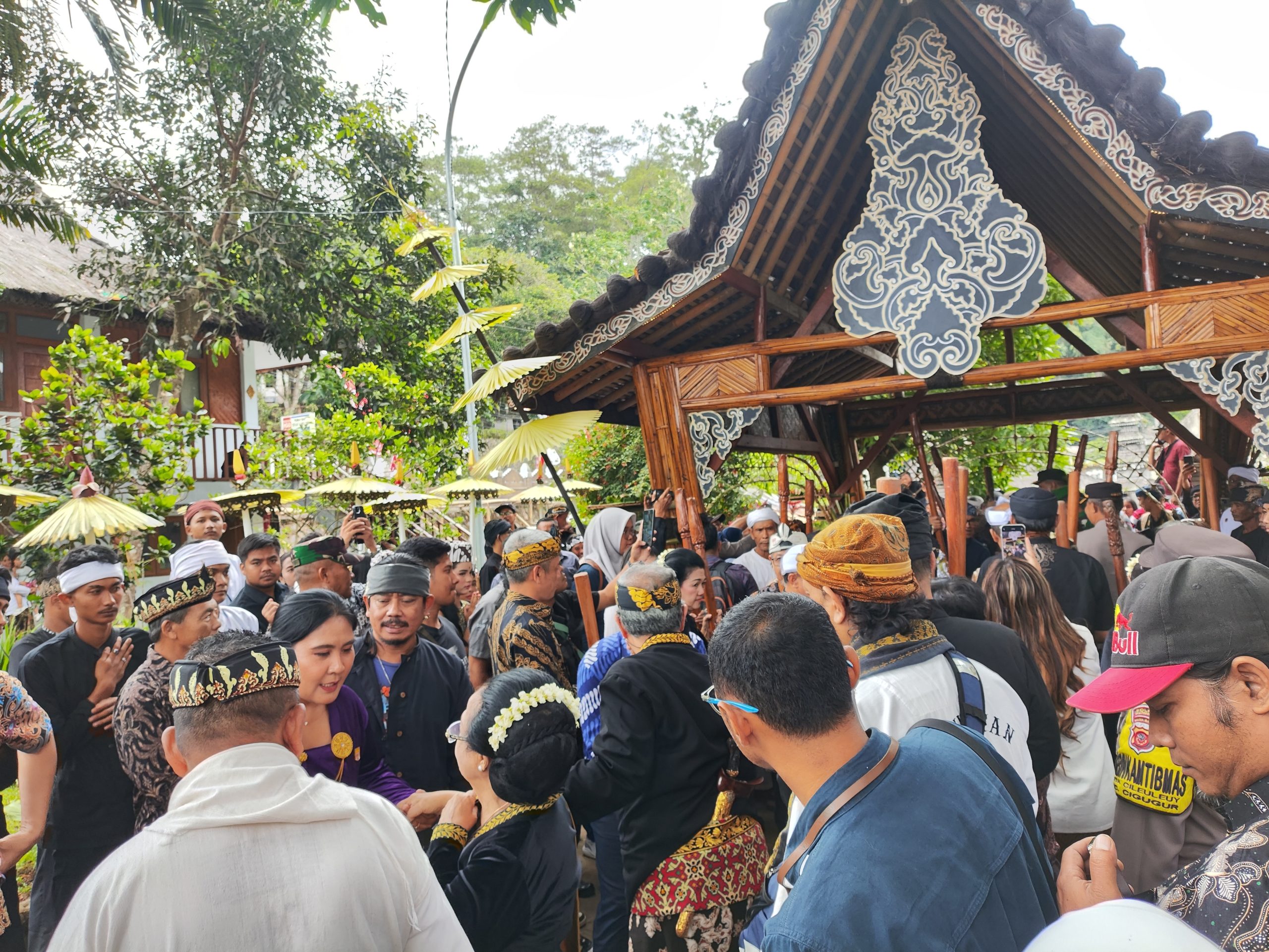 Numbuk Padi Bersama Menjadi Agenda Penutup Seren Taun 2025